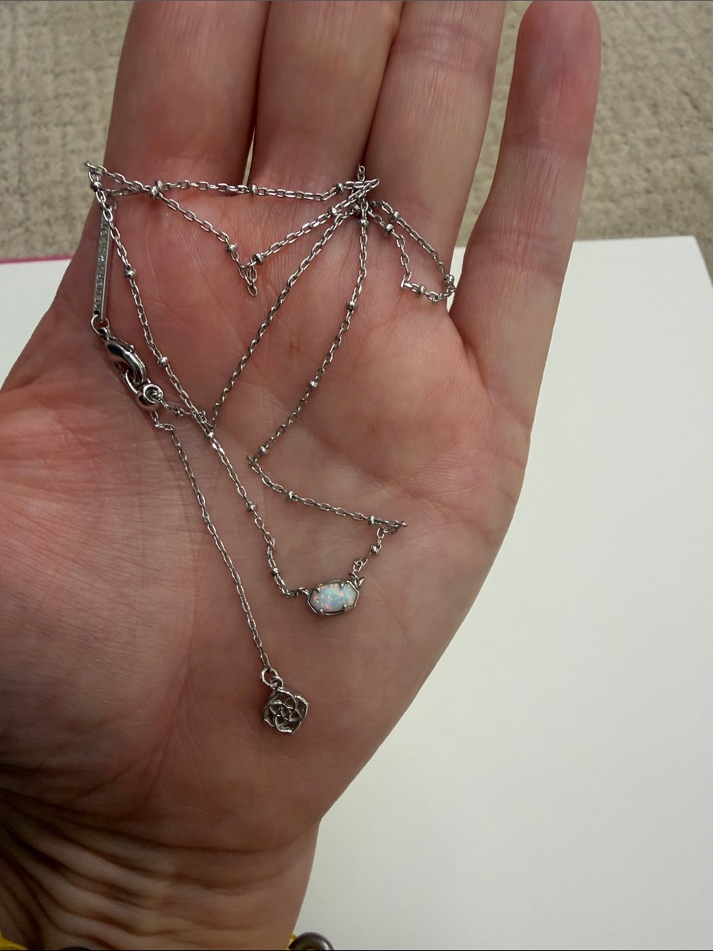 Kendra Scott Silver Chain Necklace with Opalescent Stone